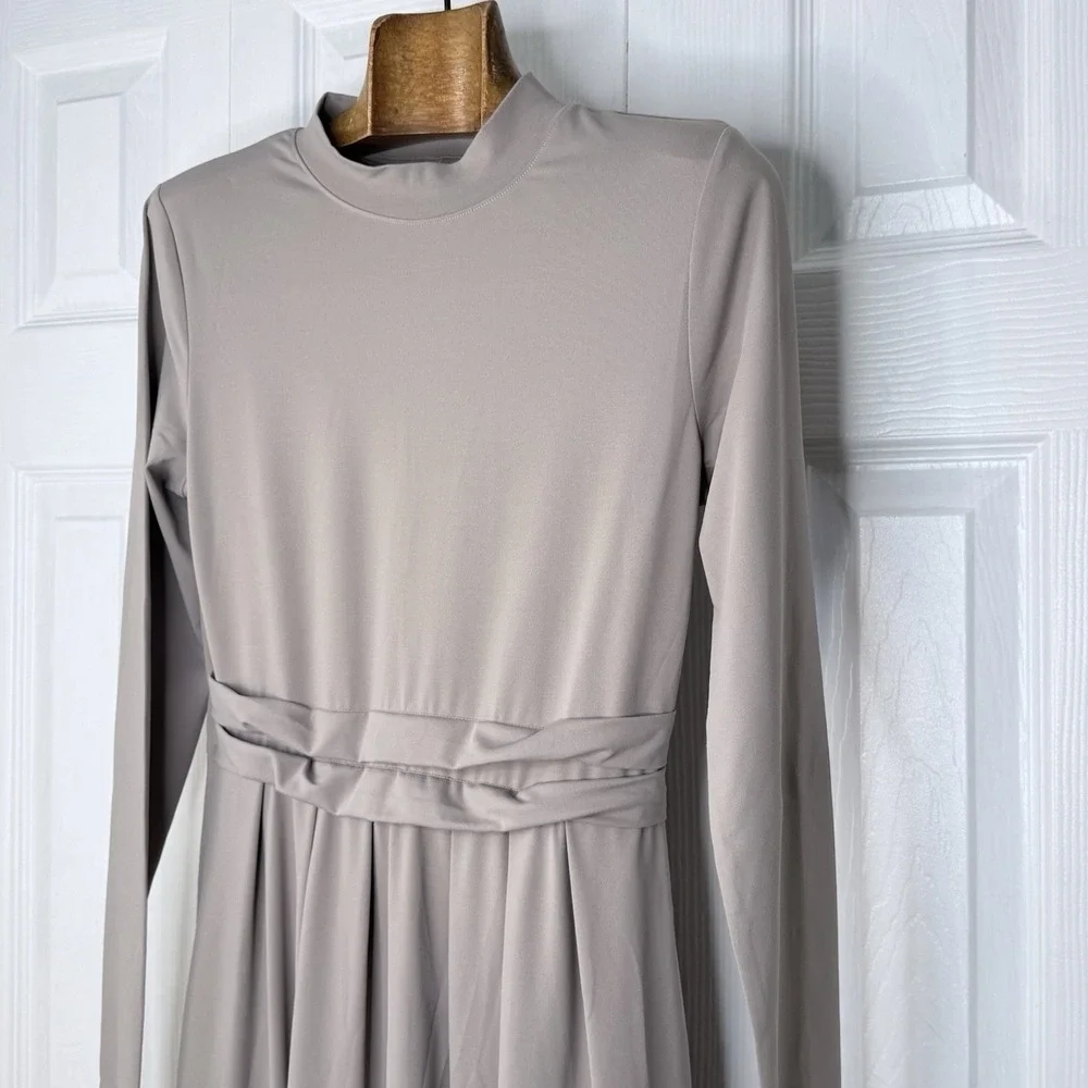 HALARA nwt mock